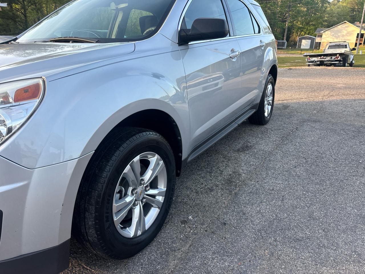 Chevrolet Equinox LS FWD 2010