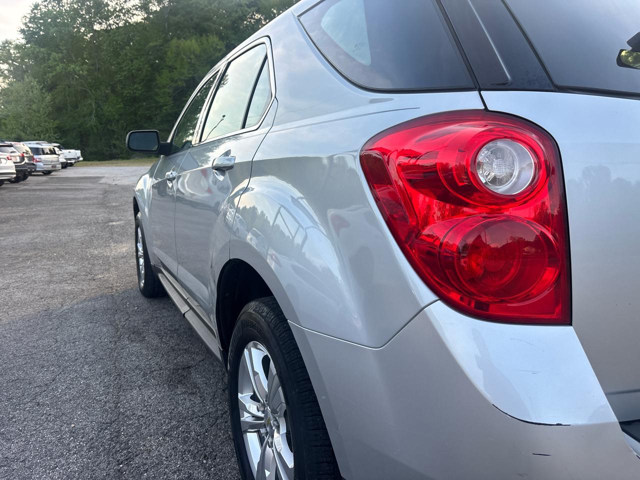 Chevrolet Equinox LS FWD 2010