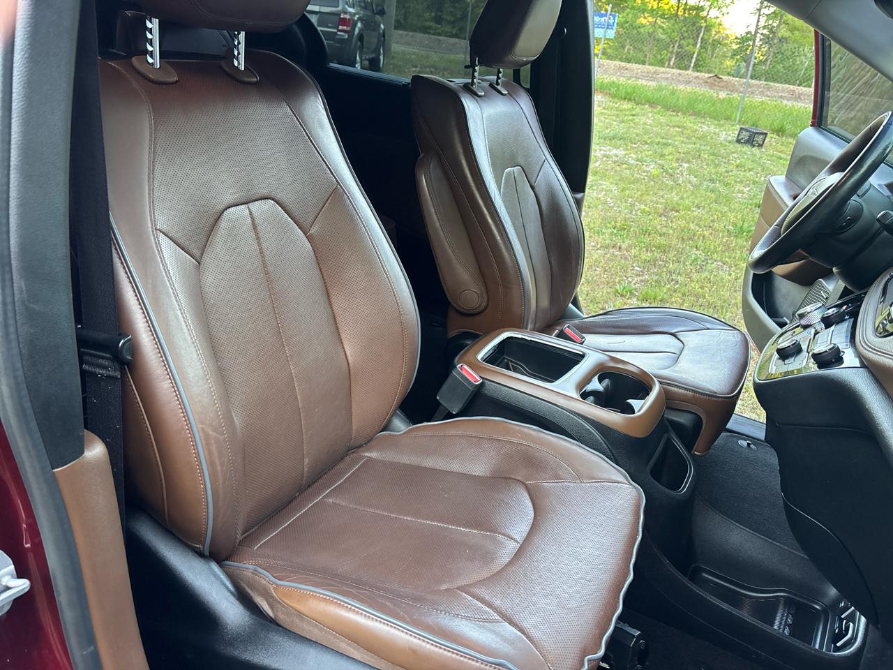 Chrysler Pacifica Limited 2017