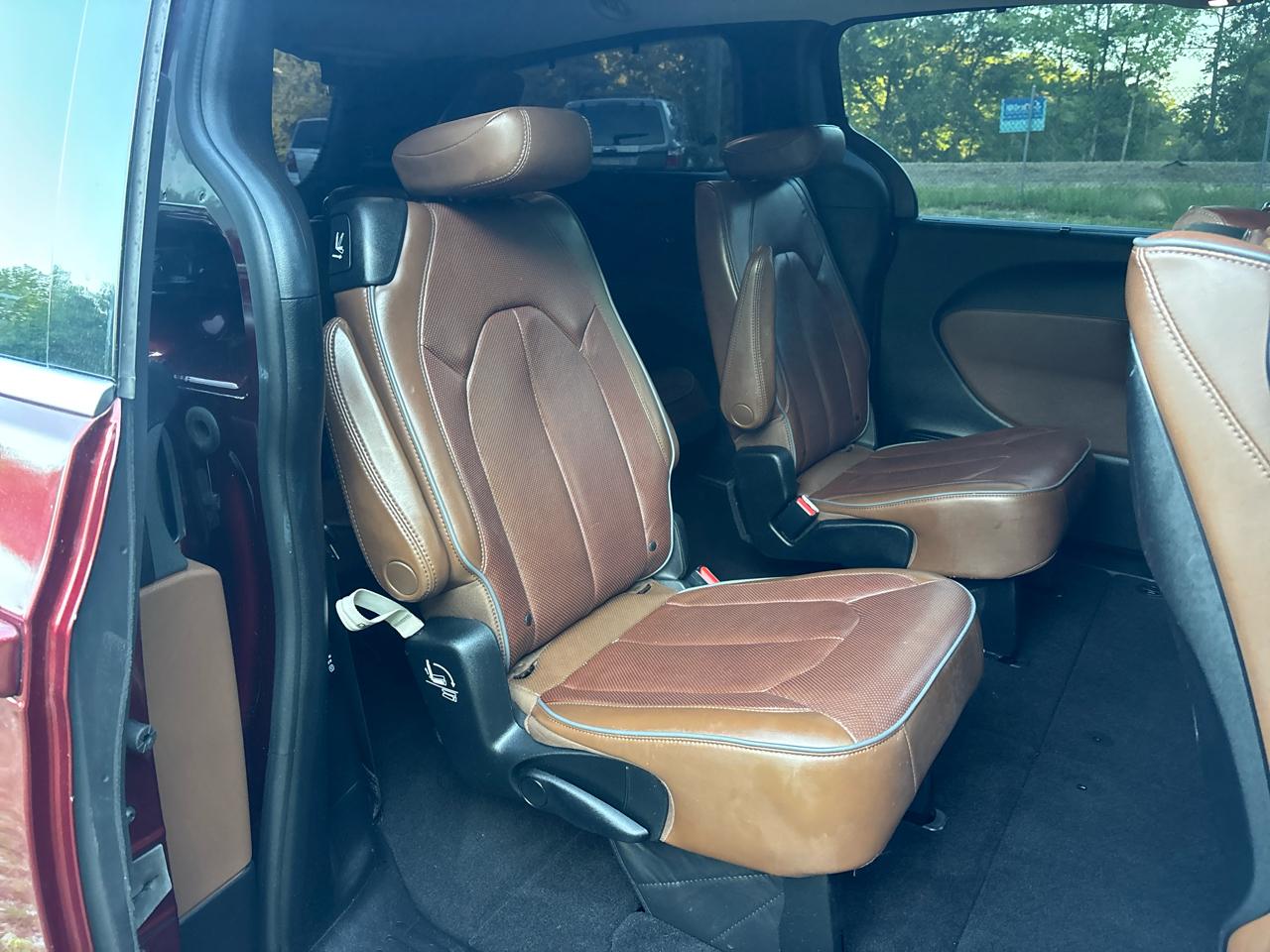 Chrysler Pacifica Limited 2017