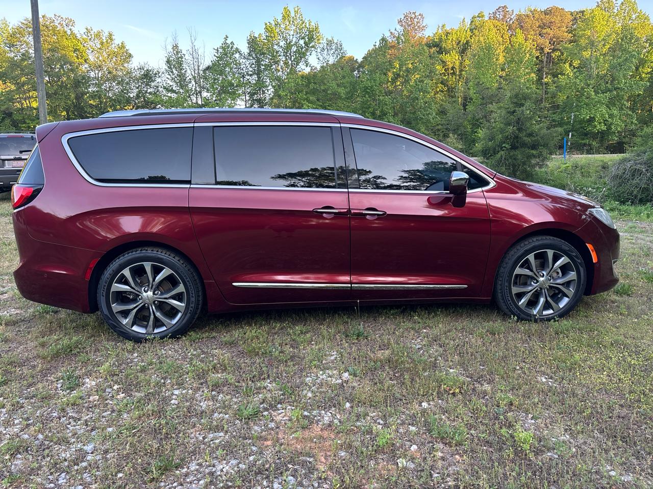 Chrysler Pacifica Limited 2017