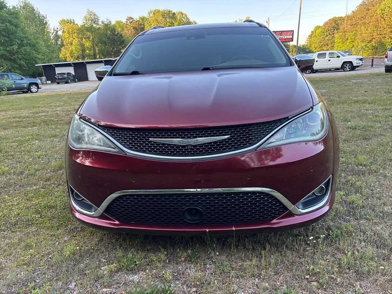 Chrysler Pacifica Limited 2017
