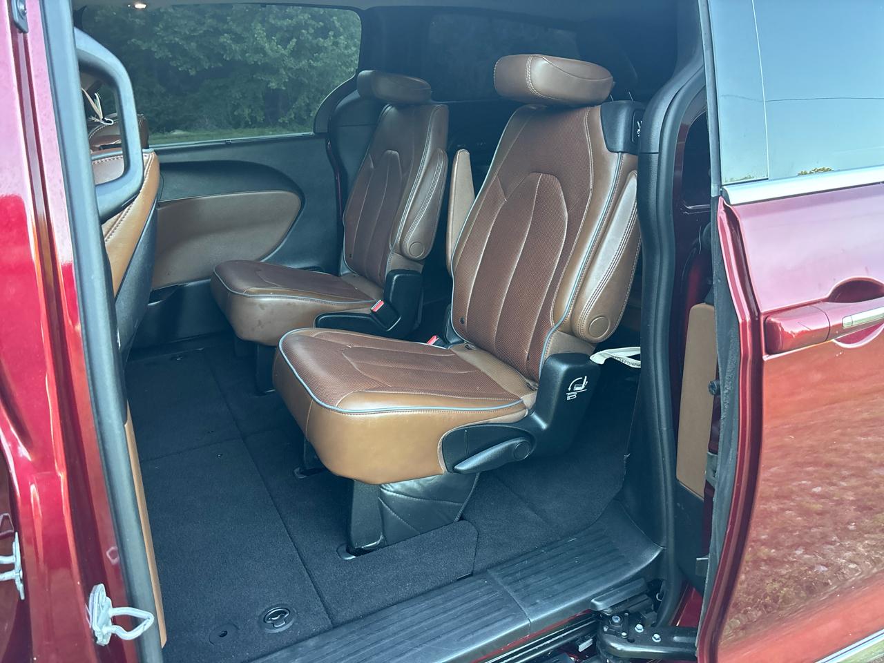 Chrysler Pacifica Limited 2017