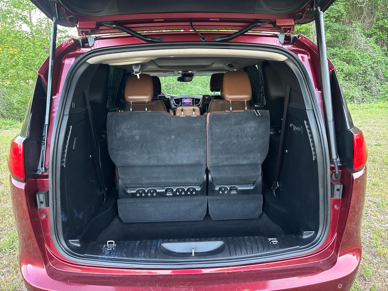 Chrysler Pacifica Limited 2017