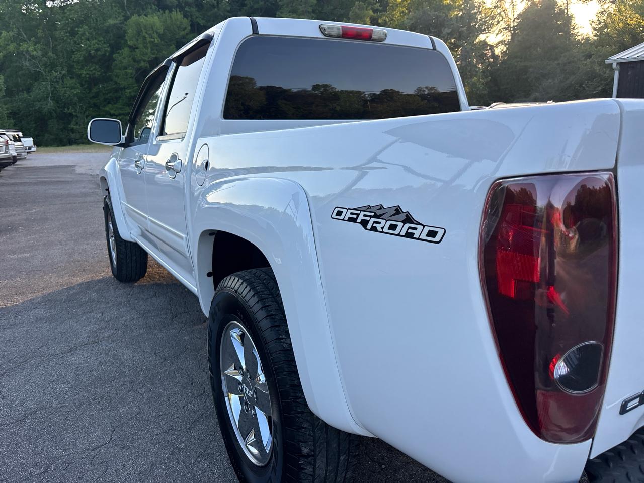 GMC Canyon SLE Crew Cab 2WD 2012