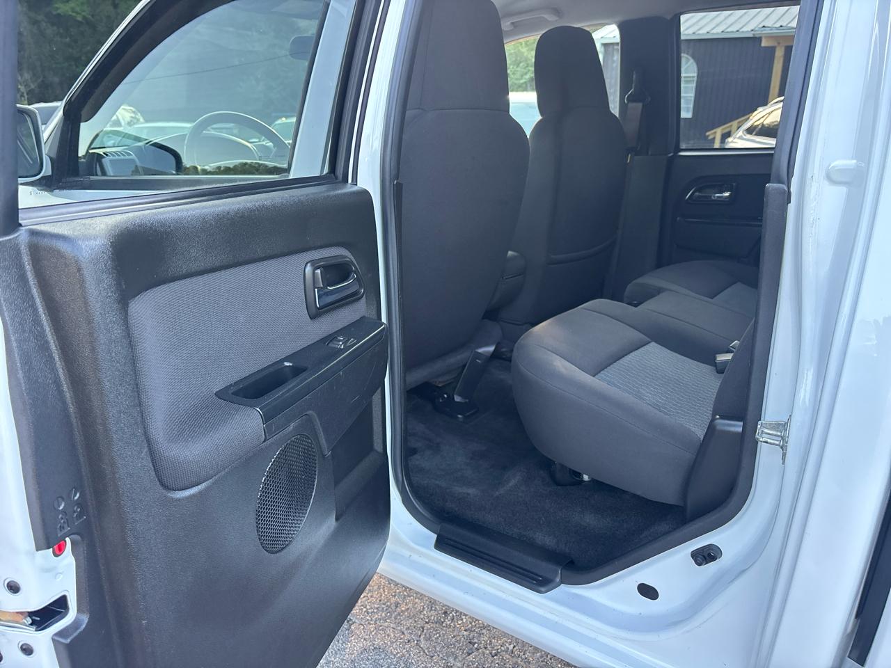 GMC Canyon SLE Crew Cab 2WD 2012