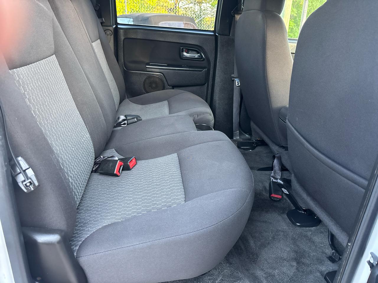 GMC Canyon SLE Crew Cab 2WD 2012