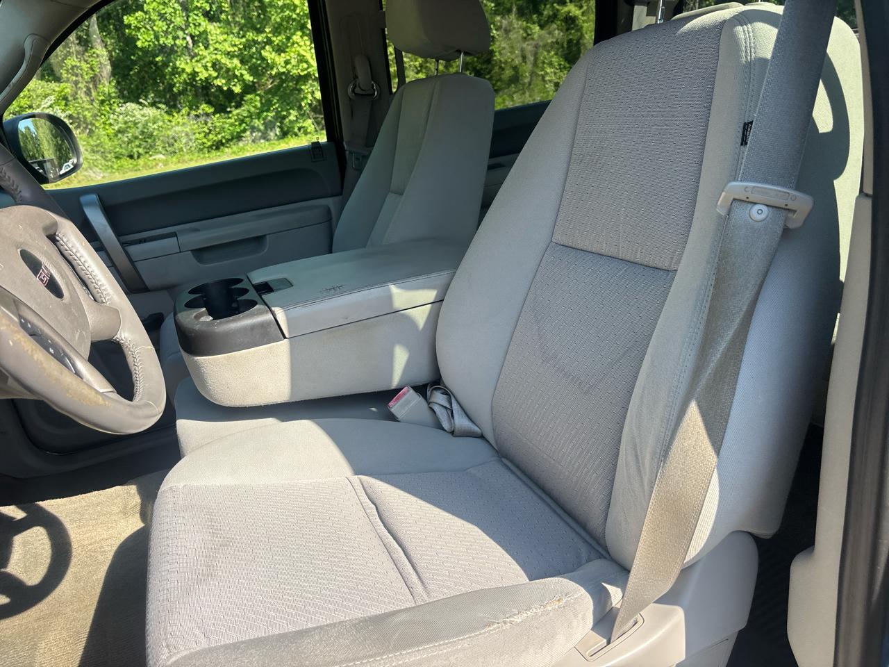 GMC Sierra 1500 SLE Crew Cab 2WD 2011