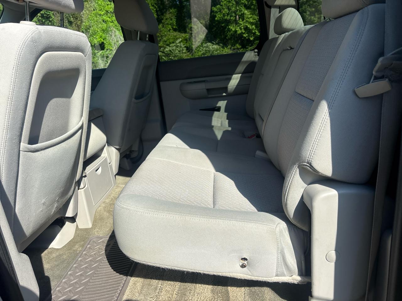 GMC Sierra 1500 SLE Crew Cab 2WD 2011