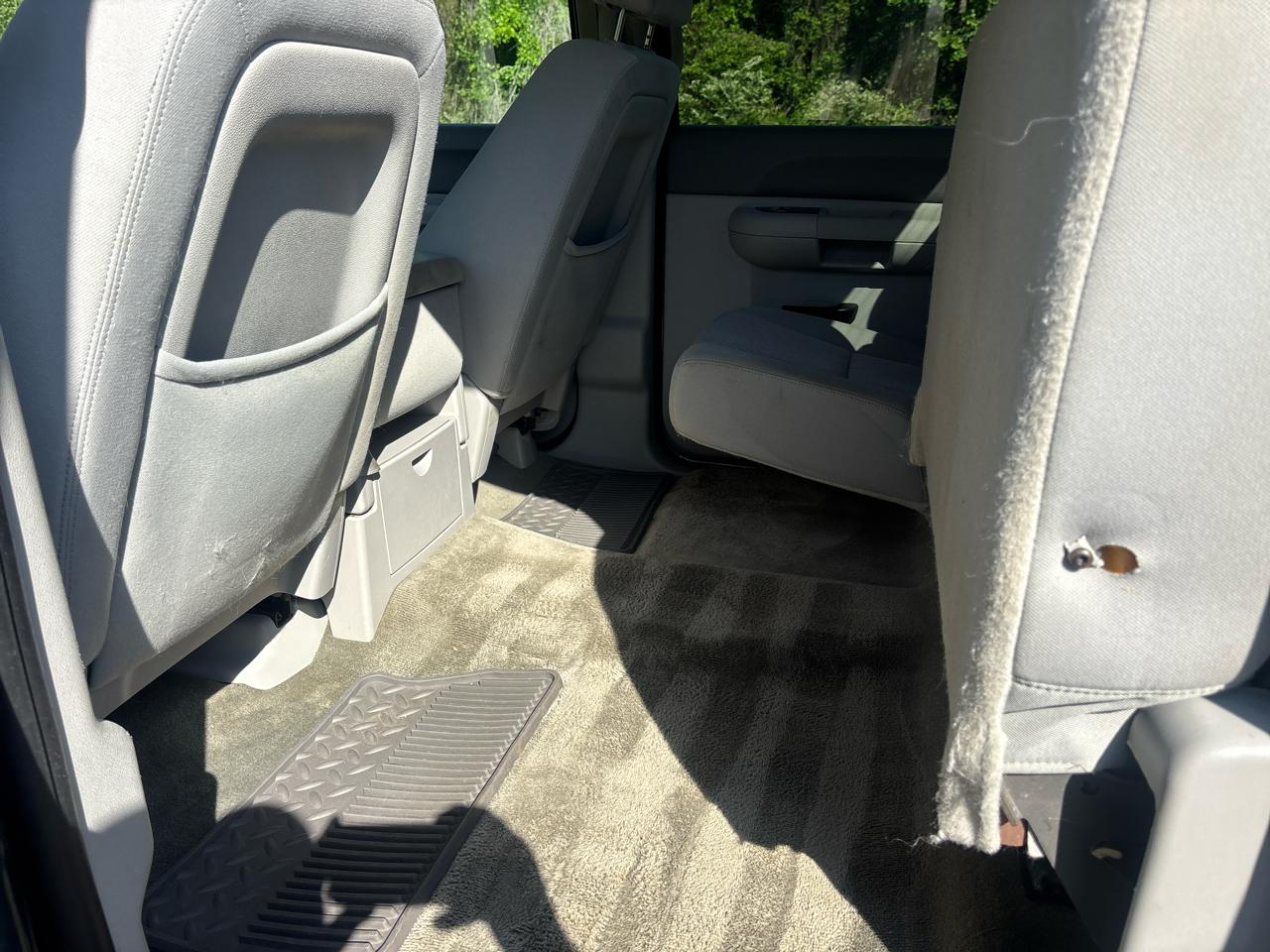 GMC Sierra 1500 SLE Crew Cab 2WD 2011