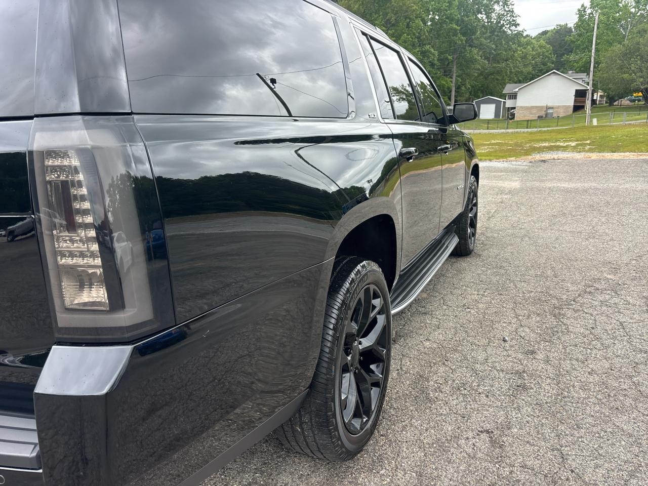 GMC Yukon XL SLT 2WD 2017