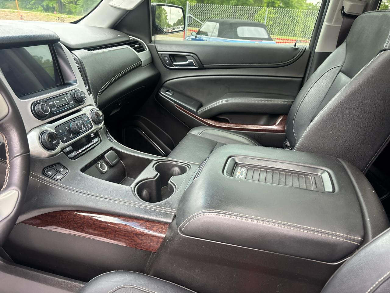 GMC Yukon XL SLT 2WD 2017