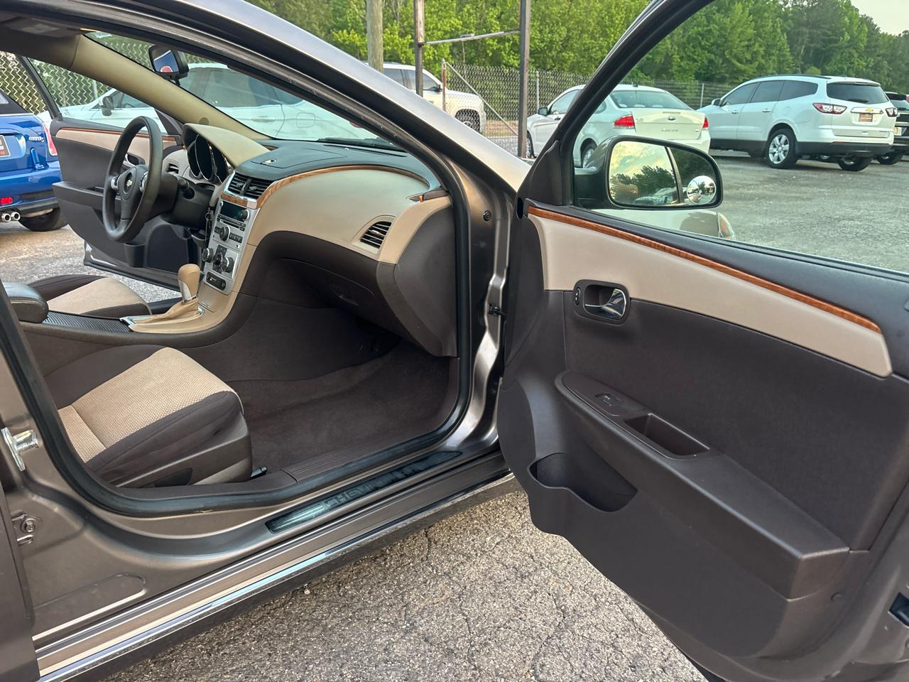 Chevrolet Malibu 1LT 2012