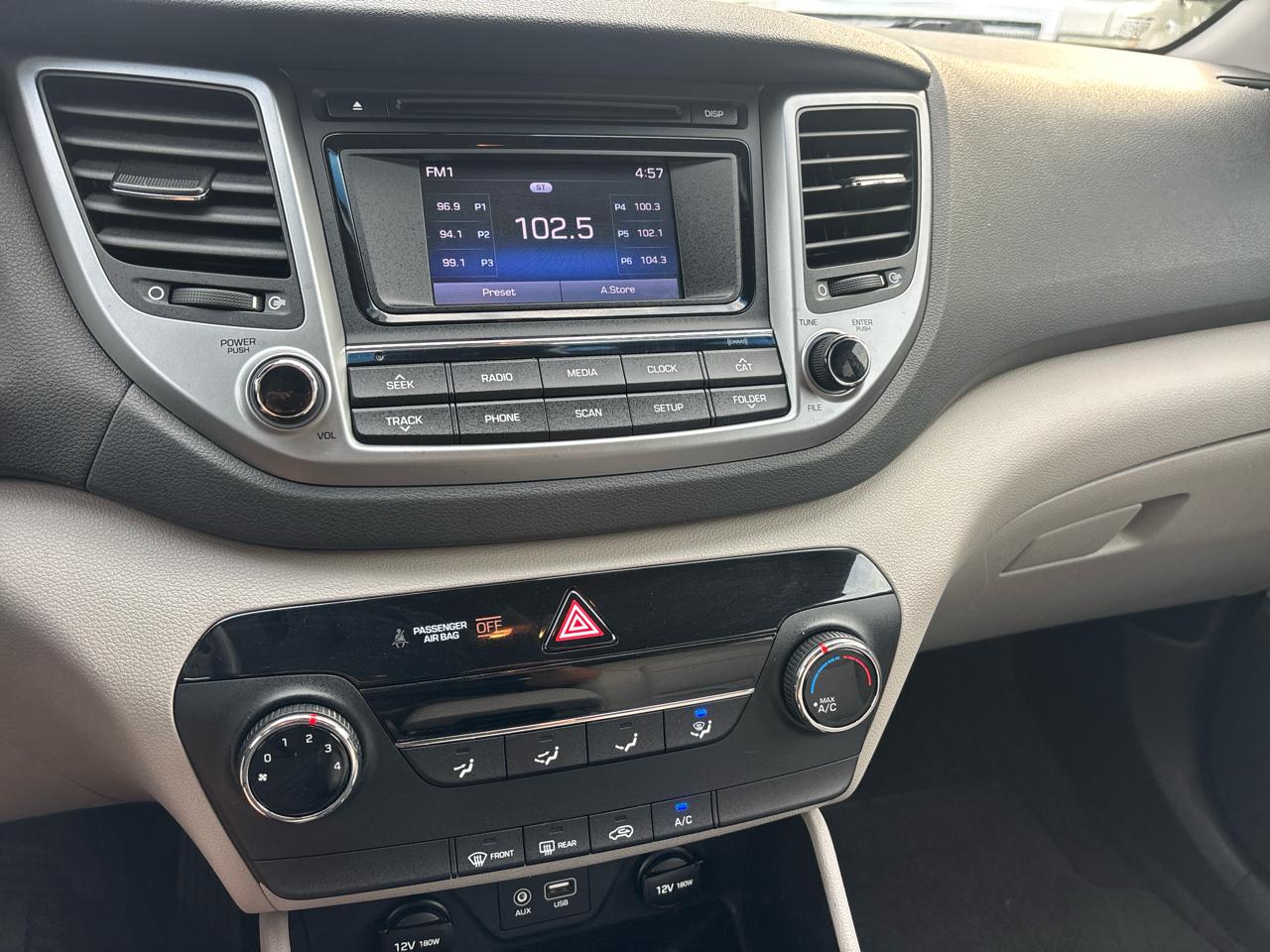 Hyundai Tucson SE 2017