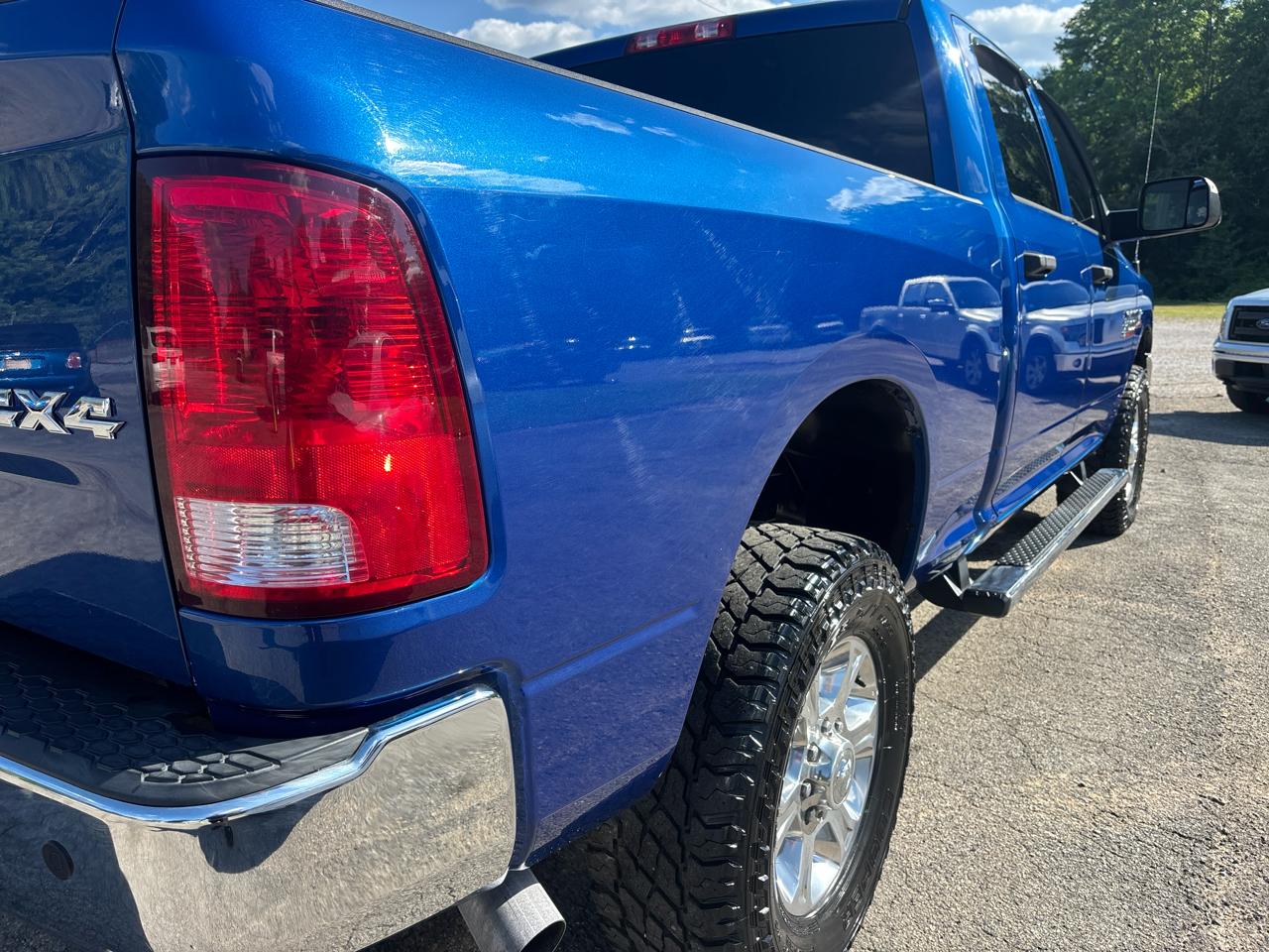 RAM 2500 Tradesman Crew Cab SWB 4WD 2018