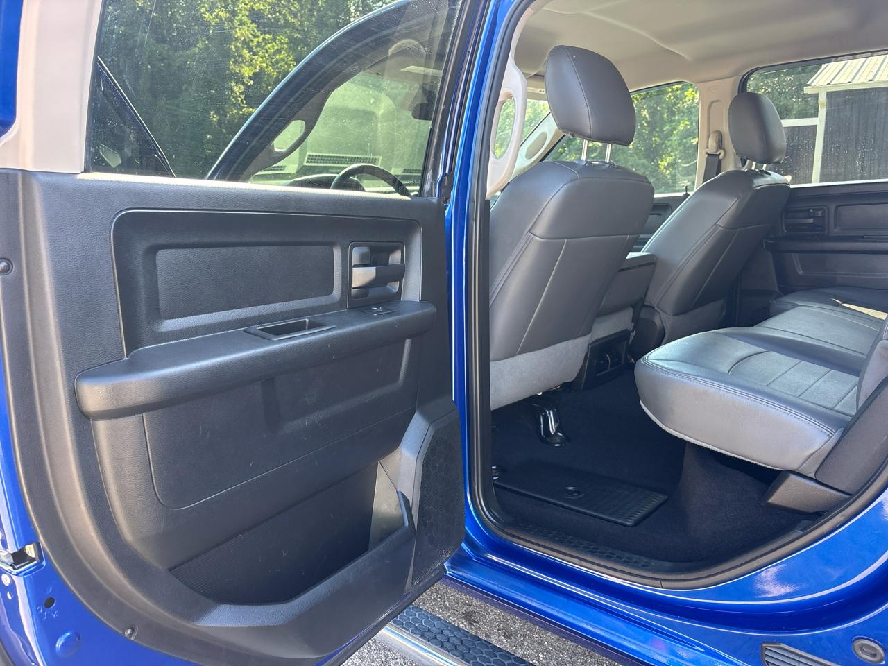RAM 2500 Tradesman Crew Cab SWB 4WD 2018