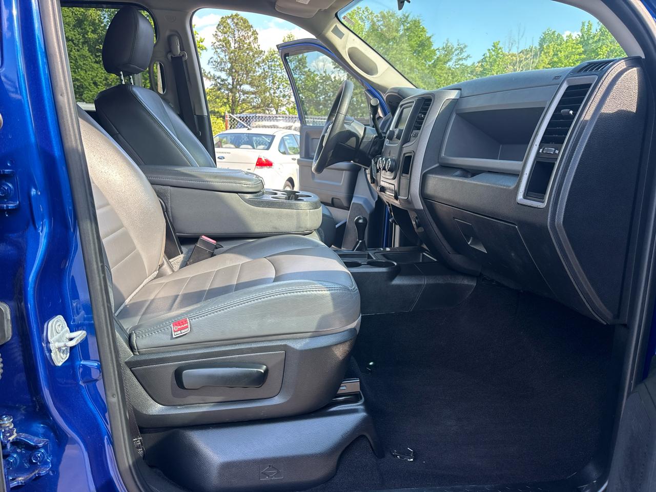 RAM 2500 Tradesman Crew Cab SWB 4WD 2018