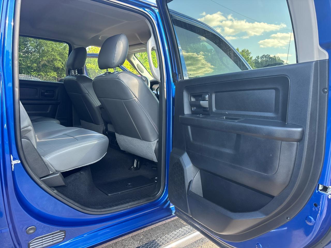 RAM 2500 Tradesman Crew Cab SWB 4WD 2018