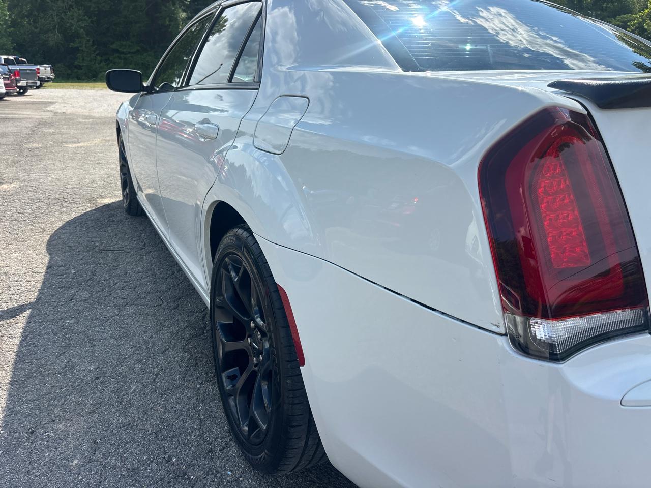Chrysler 300 S V6 RWD 2019