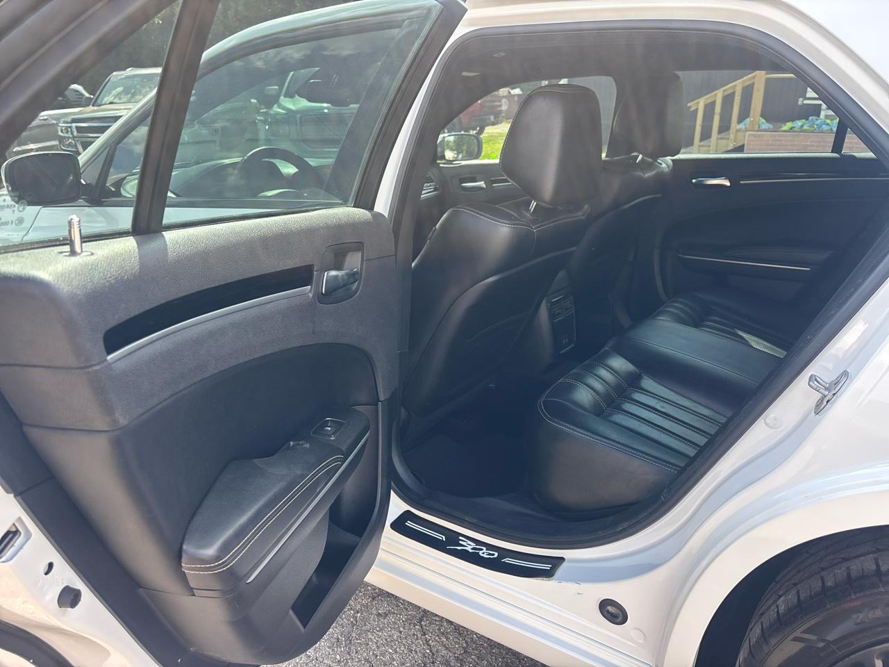 Chrysler 300 S V6 RWD 2019