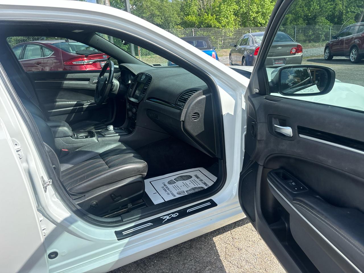 Chrysler 300 S V6 RWD 2019