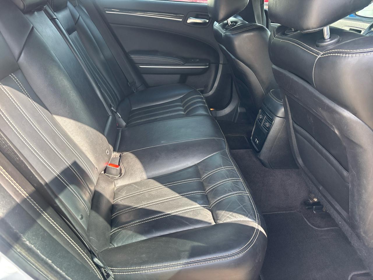 Chrysler 300 S V6 RWD 2019