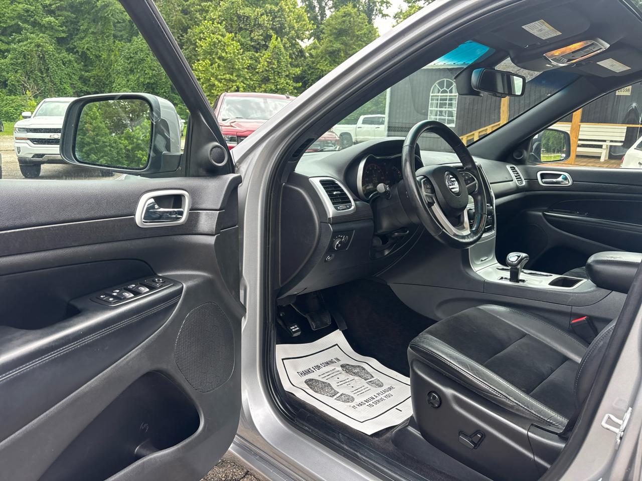 Jeep Grand Cherokee Laredo 4WD 2015