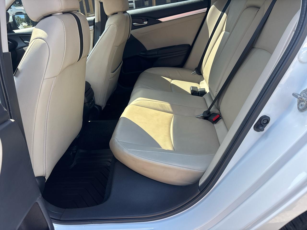 Honda Civic Touring Sedan CVT 2017