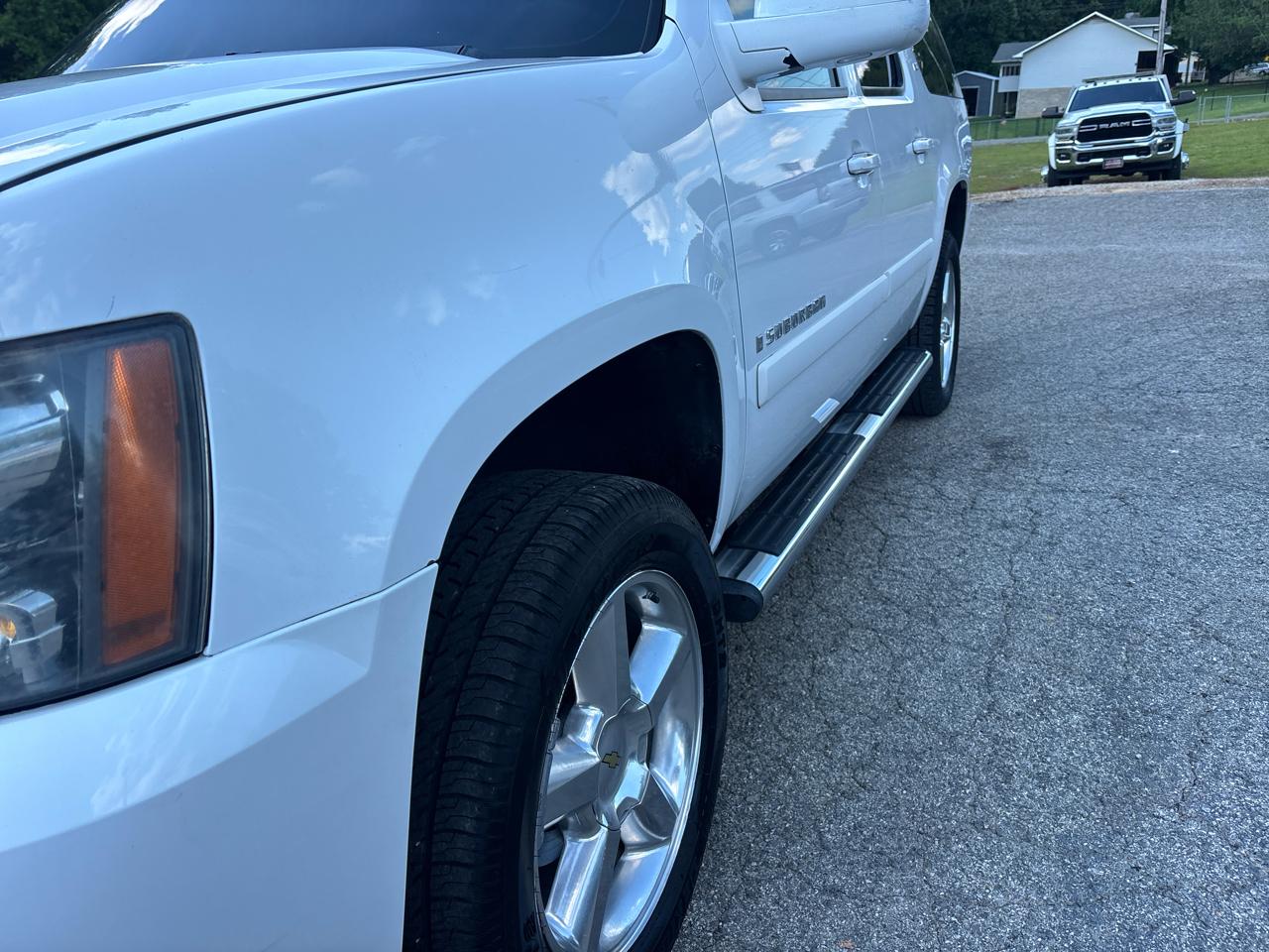 Chevrolet Suburban LT1 1500 4WD 2009