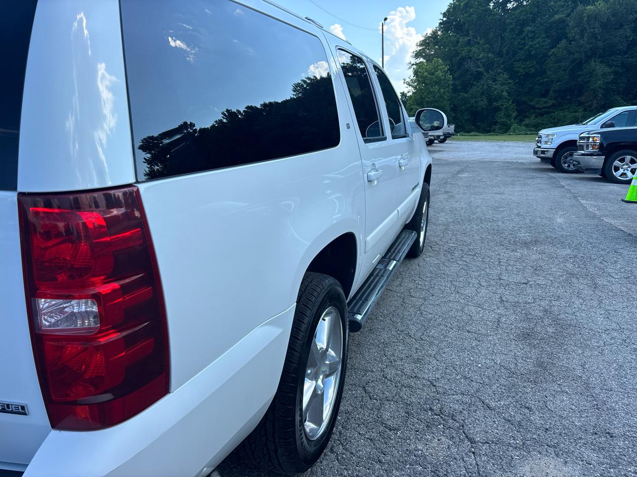 Chevrolet Suburban LT1 1500 4WD 2009