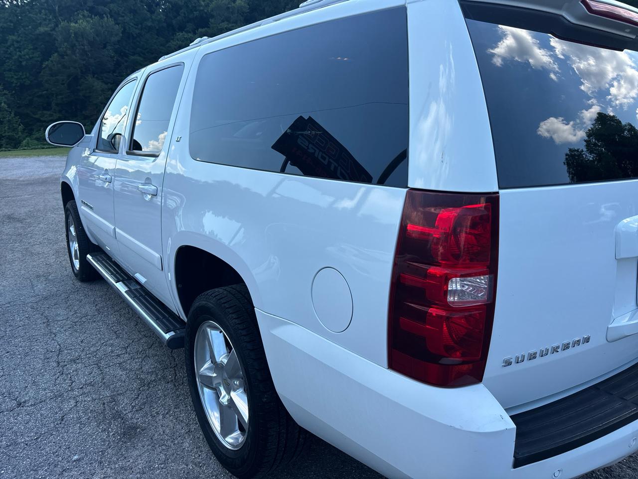 Chevrolet Suburban LT1 1500 4WD 2009
