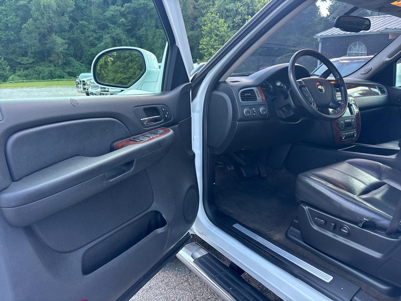 Chevrolet Suburban LT1 1500 4WD 2009