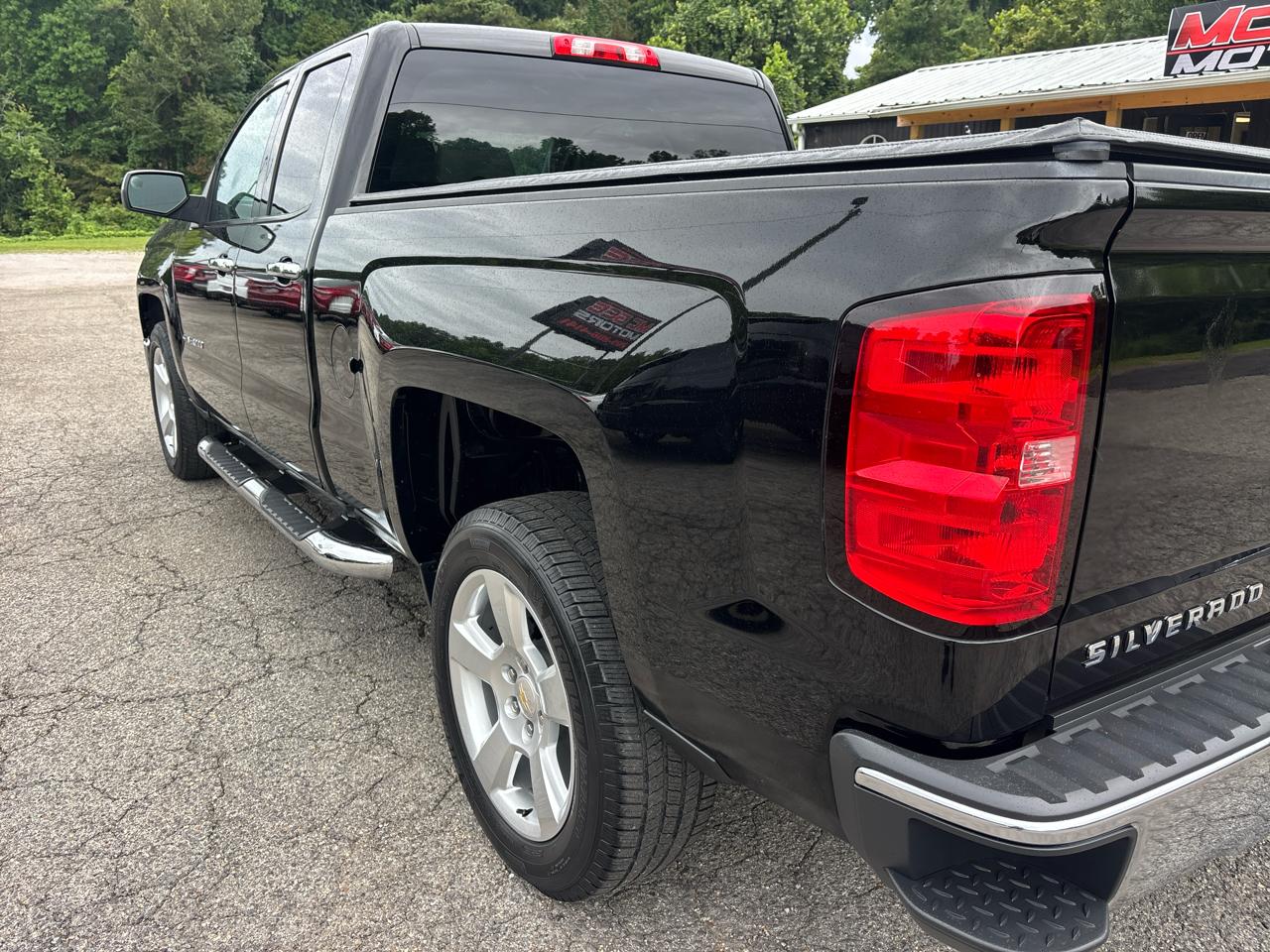 Chevrolet Silverado 1500 1LT Crew Cab 2WD 2015