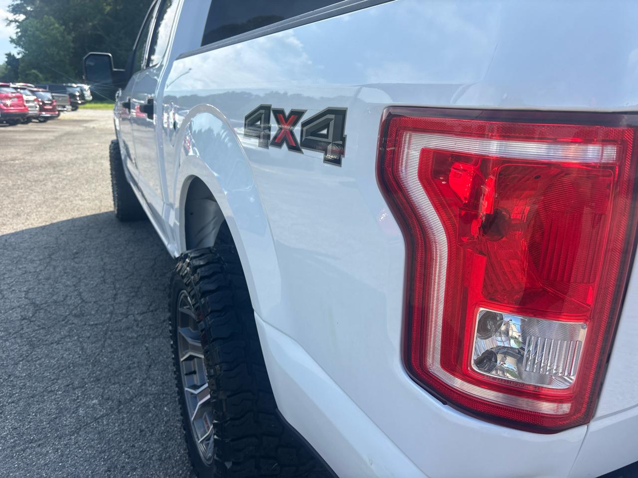 Ford F-150 Lariat SuperCrew 5.5-ft. Bed 4WD 2016
