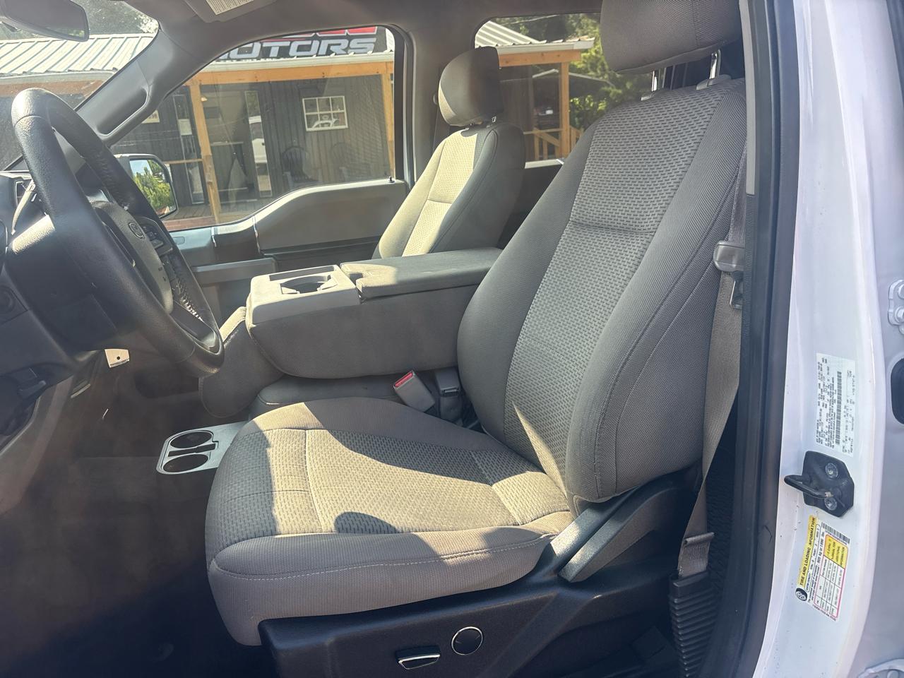 Ford F-150 Lariat SuperCrew 5.5-ft. Bed 4WD 2016