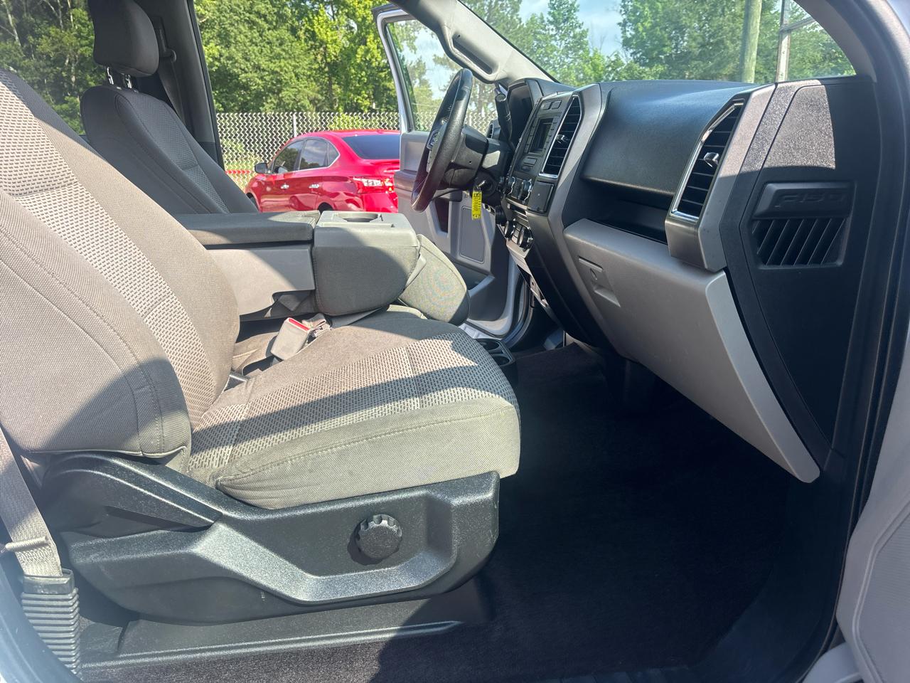 Ford F-150 Lariat SuperCrew 5.5-ft. Bed 4WD 2016