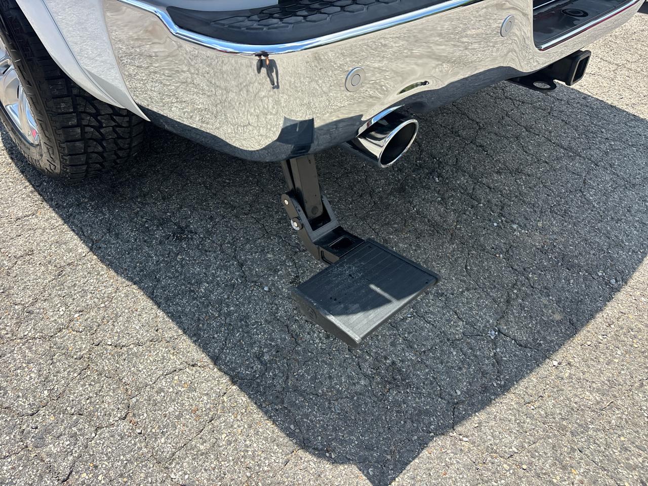 RAM 1500 Longhorn Crew Cab SWB 4WD 2016