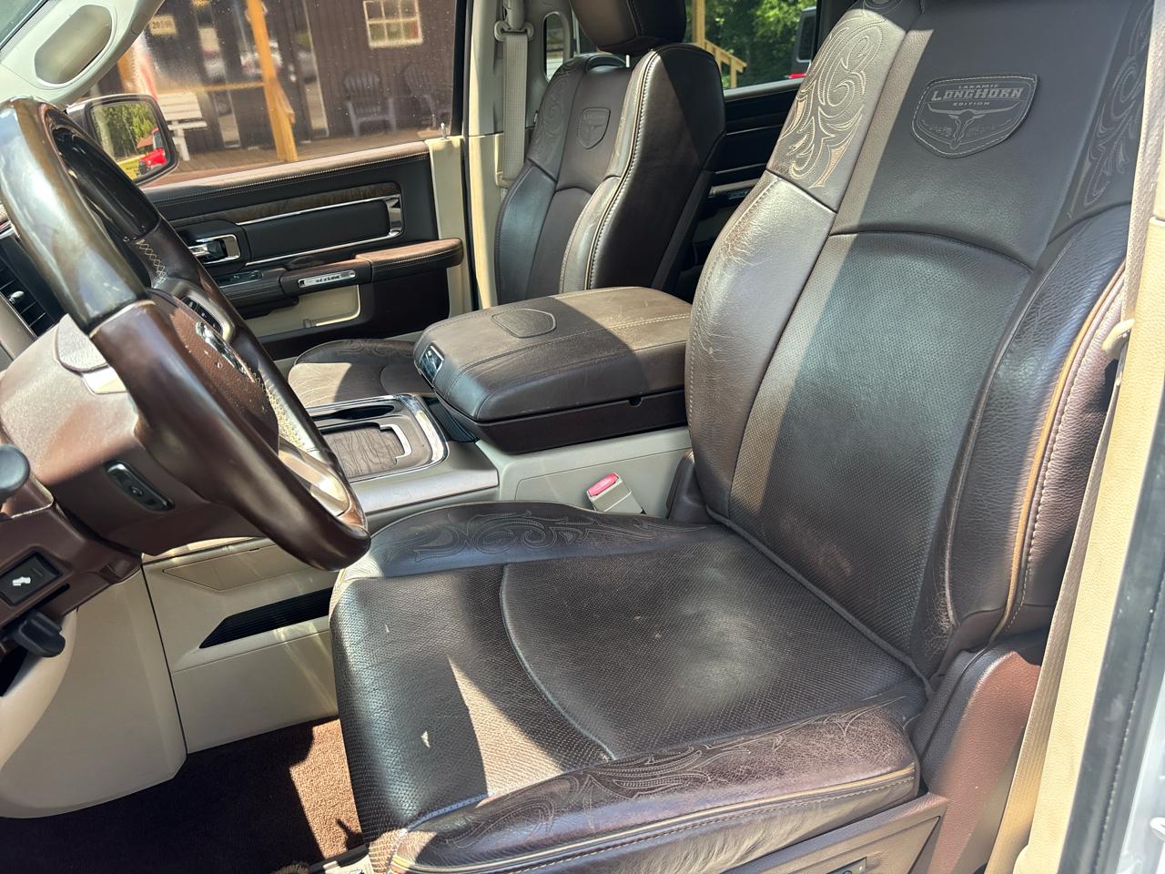 RAM 1500 Longhorn Crew Cab SWB 4WD 2016