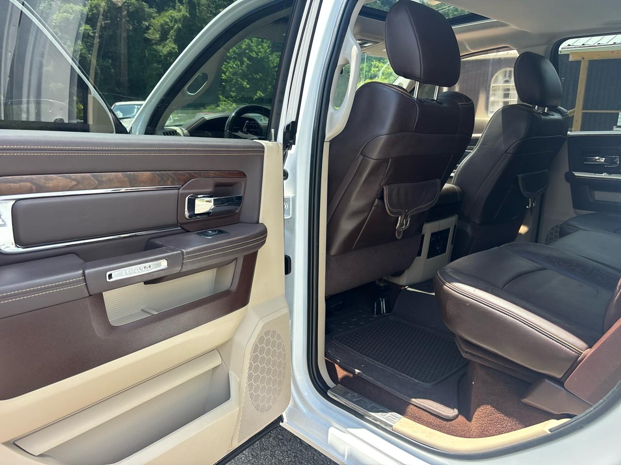 RAM 1500 Longhorn Crew Cab SWB 4WD 2016