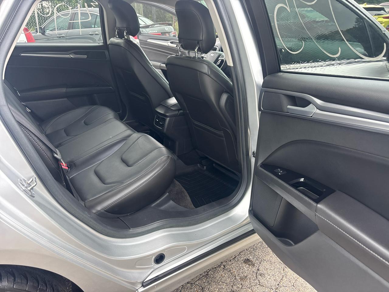 Ford Fusion Titanium AWD 2014