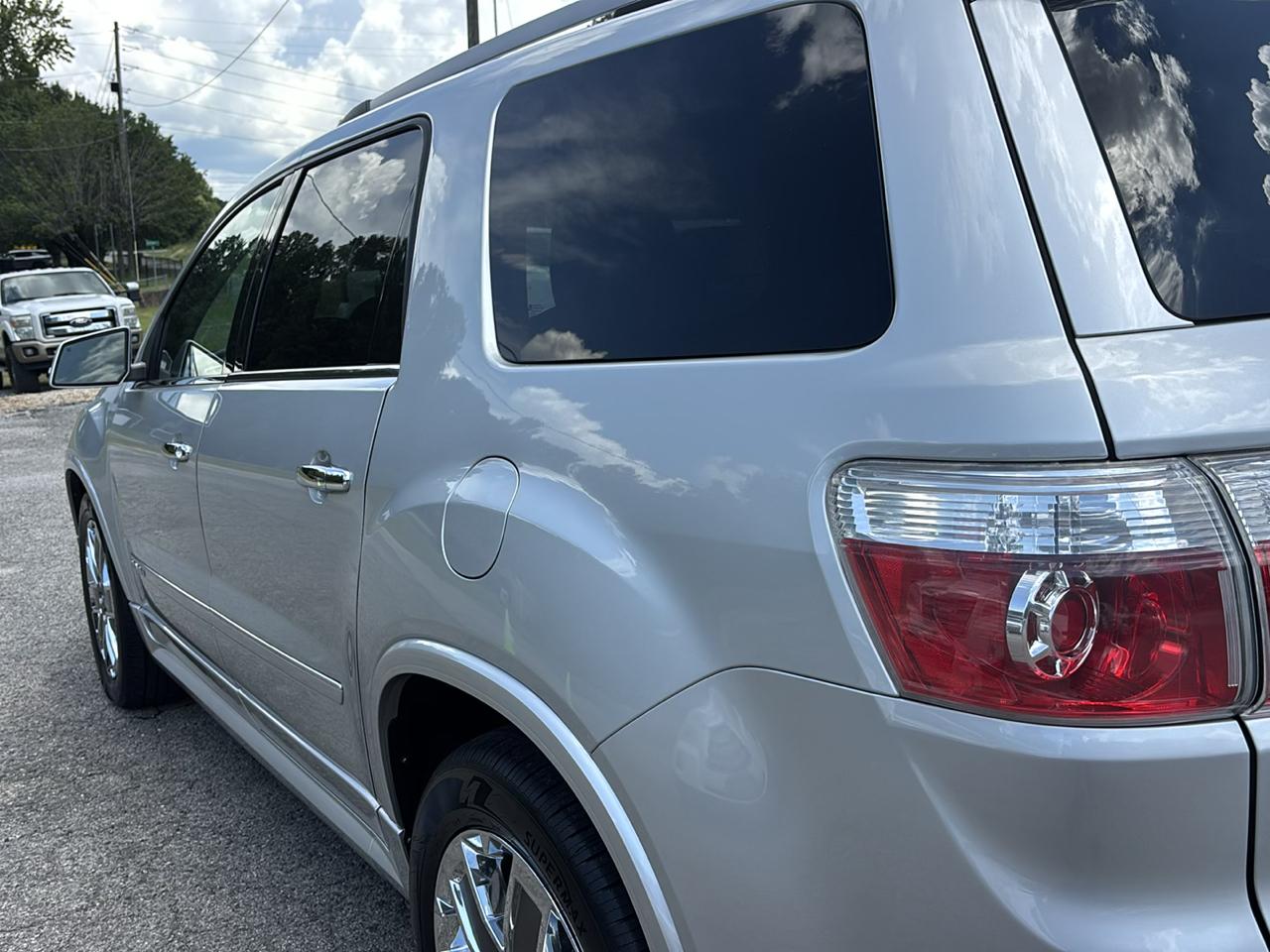 GMC Acadia Denali FWD 2011