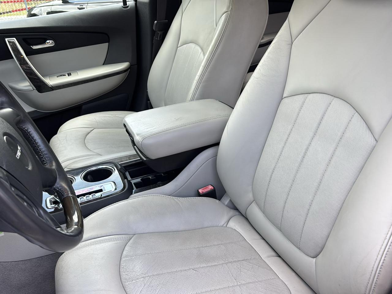 GMC Acadia Denali FWD 2011