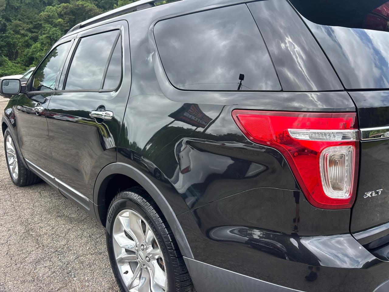 Ford Explorer XLT FWD 2014