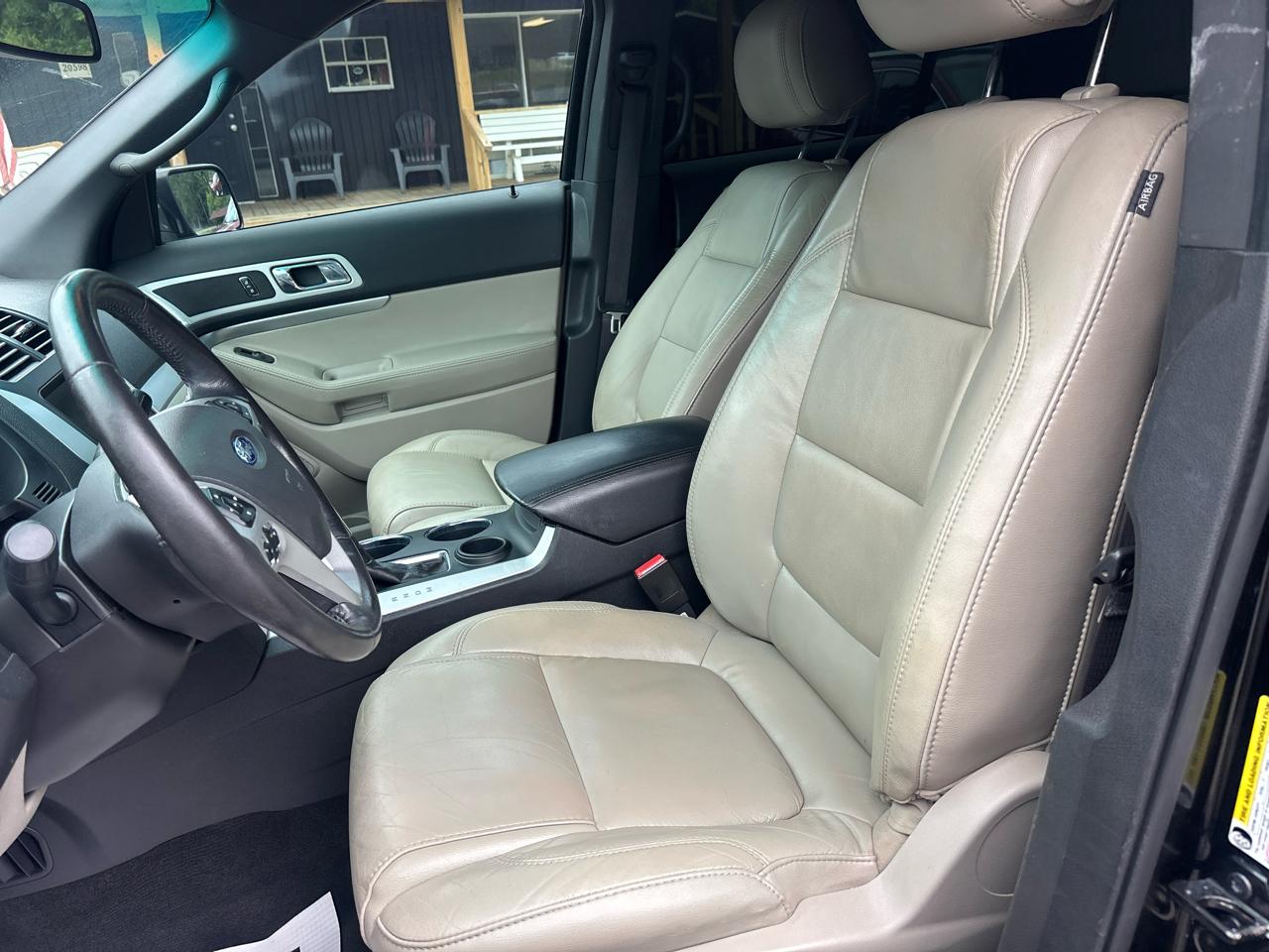 Ford Explorer XLT FWD 2014