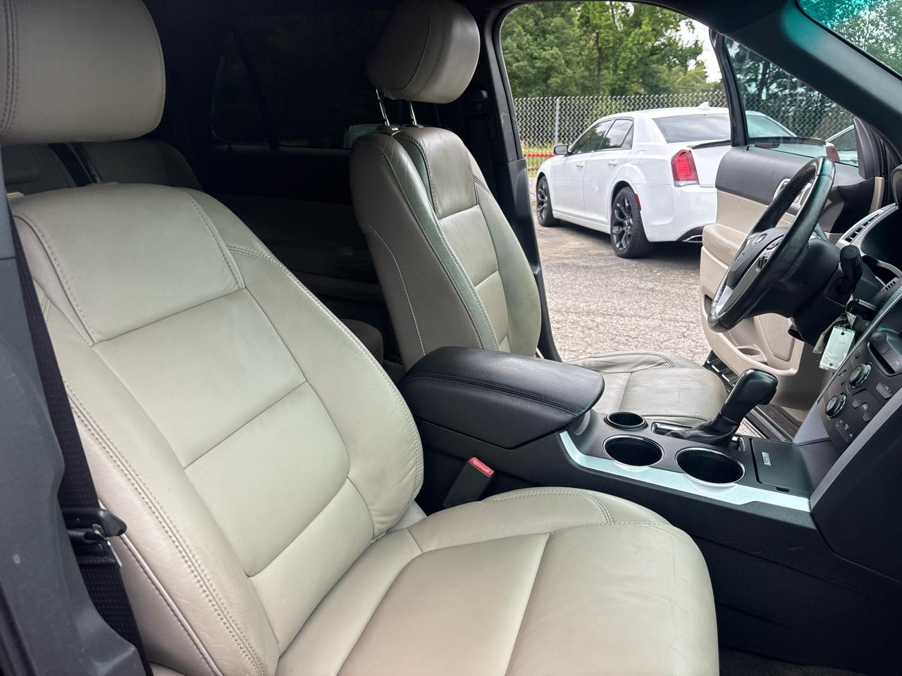 Ford Explorer XLT FWD 2014
