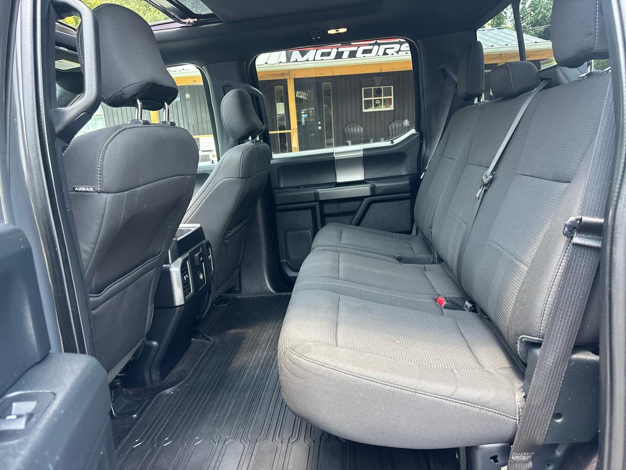 Ford F-150 Lariat SuperCrew 5.5-ft. Bed 4WD 2016