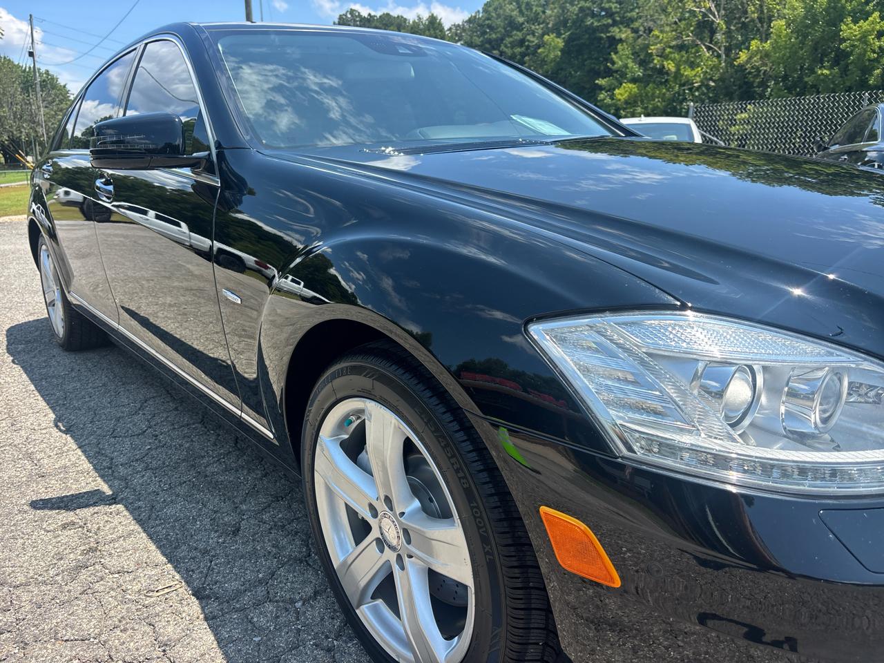 Mercedes-Benz S-Class S550 2012