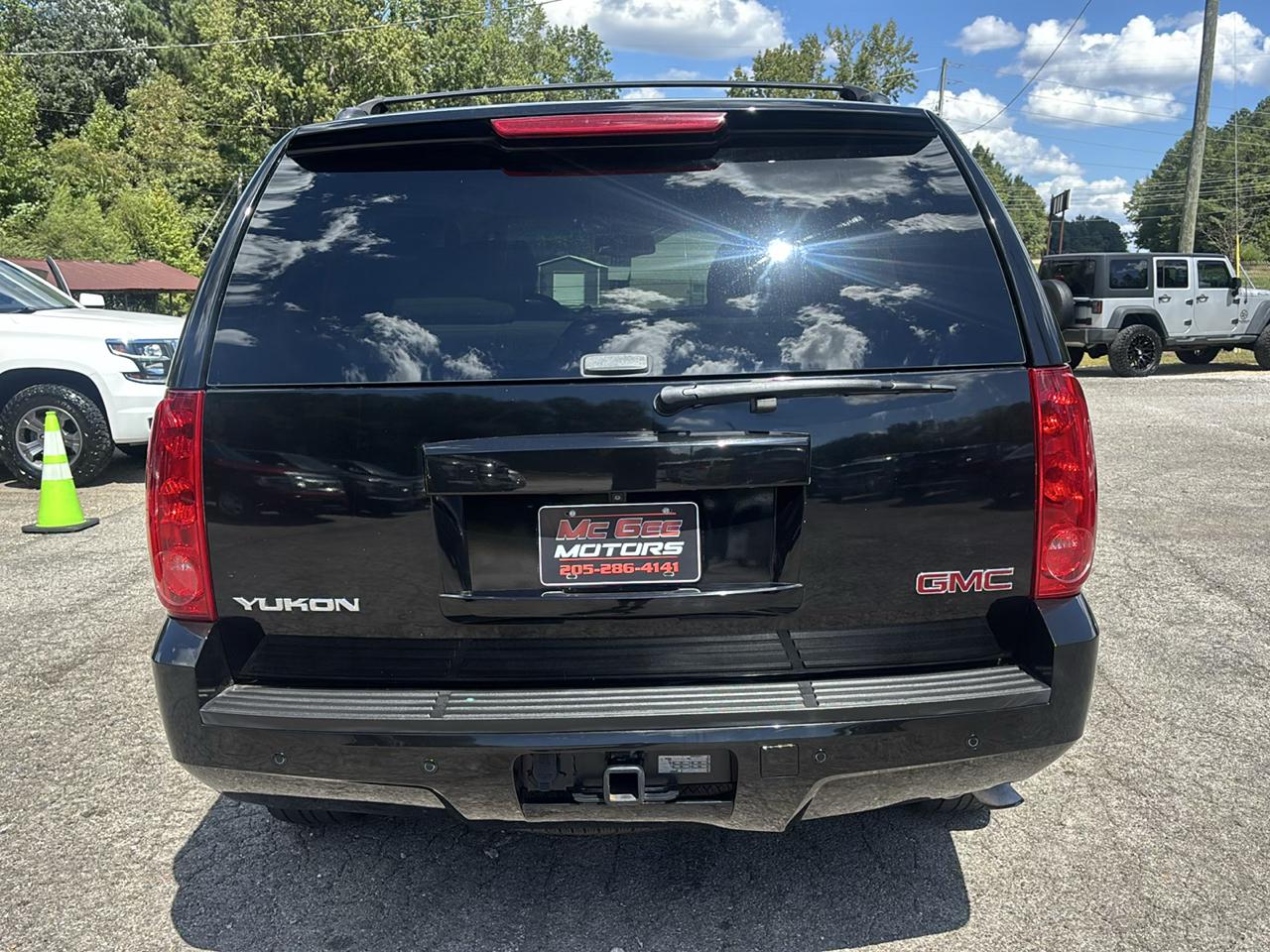 GMC Yukon SLT1 2WD 2010