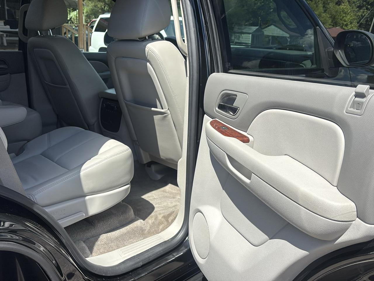 GMC Yukon SLT1 2WD 2010