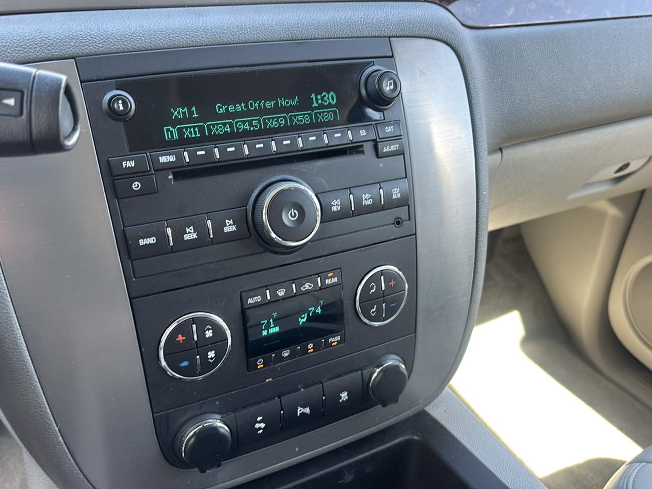 GMC Yukon SLT1 2WD 2010